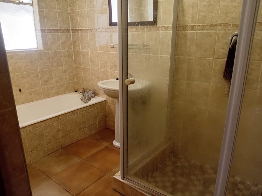 3 Bedroom Property for Sale in Sunnyridge Eastern Cape